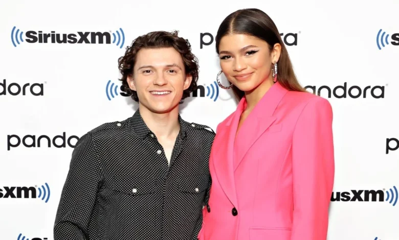 Jendaya y Tom Holland combinan romance y trabajan con London Walk y Indian Lunch en Spider Man Set Jendaya y Tom Holland combinan romance y trabajan con London Walk y Indian Lunch en Spider Man Set