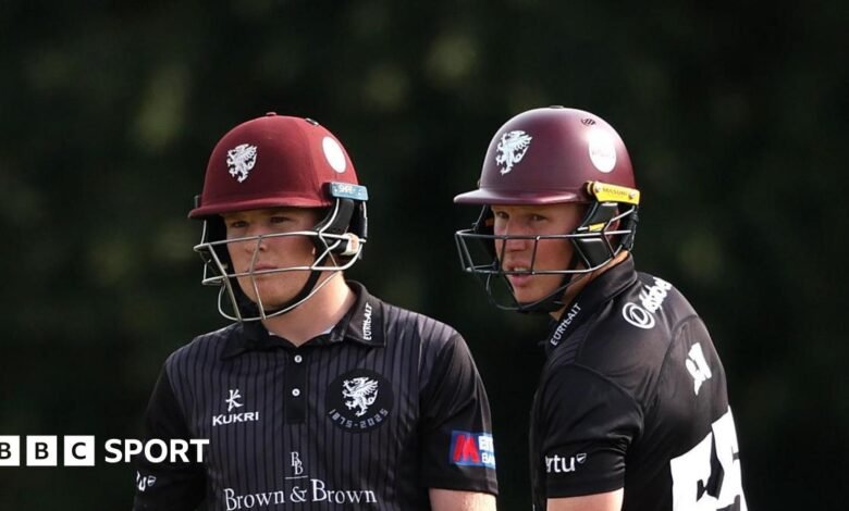 Copa un día: victoria de apertura para Somerset y Hanoi
