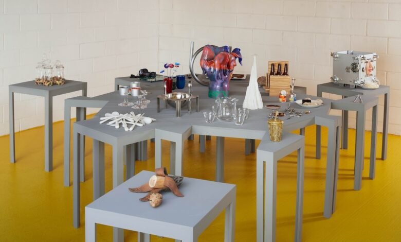 Una exposición futurista de “mesa” pregunta cómo y por qué comemos como lo hacemos – Surface