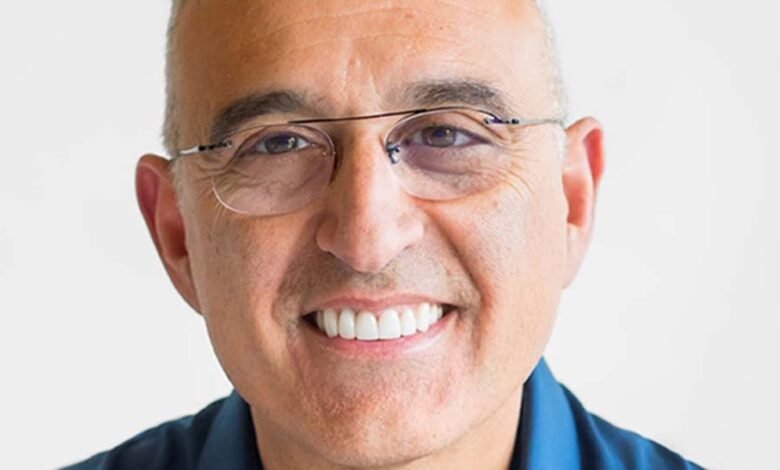 HPE se enredó en las teorías de conspiración de MAGA y ahora se podría desechar su fusión de $ 14 mil millones con enebro HPE se enredó en las teorías de conspiración de MAGA y ahora se podría desechar su fusión de $ 14 mil millones con enebro