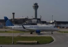 United culpa ‘interrupción tecnológica’ por más de 1,000 retrasos en el vuelo