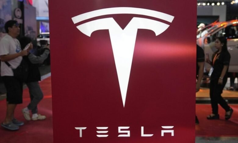 Tesla se encontró parcialmente responsable para el choque de piloto automático fatal