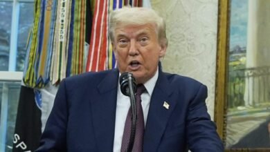 Trump firma una orden ejecutiva dirigida a la debking
