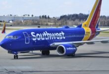 Southwest Airlines está a punto de comenzar a cargar el folleto por asientos especiales si no pueden adaptarse al brazo.