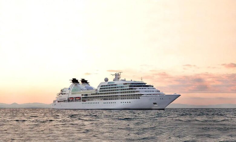 Feliz crucero en aguas japonesas Feliz crucero en aguas japonesas
