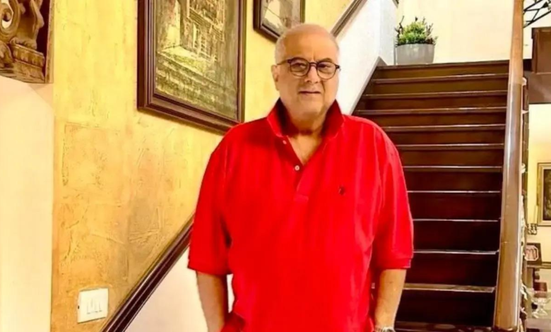 Janahvi Kapoor se sorprende al mirar a Boni Kapoor Rock en jeans cambiantes Janahvi Kapoor se sorprende al mirar a Boni Kapoor Rock en jeans cambiantes