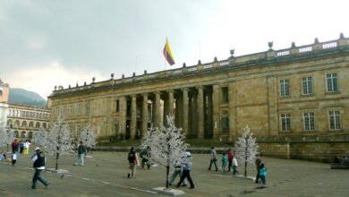 Columbia anuncia reglas de relajación sobre la perforación de calor bajo el mundo.