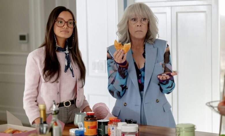 Le gusta el fin de semana de apertura, y el pequeño grupo de Freicks de Jamie Lee Curtis que ayudó a frecuentar a la generación General Z el viernes