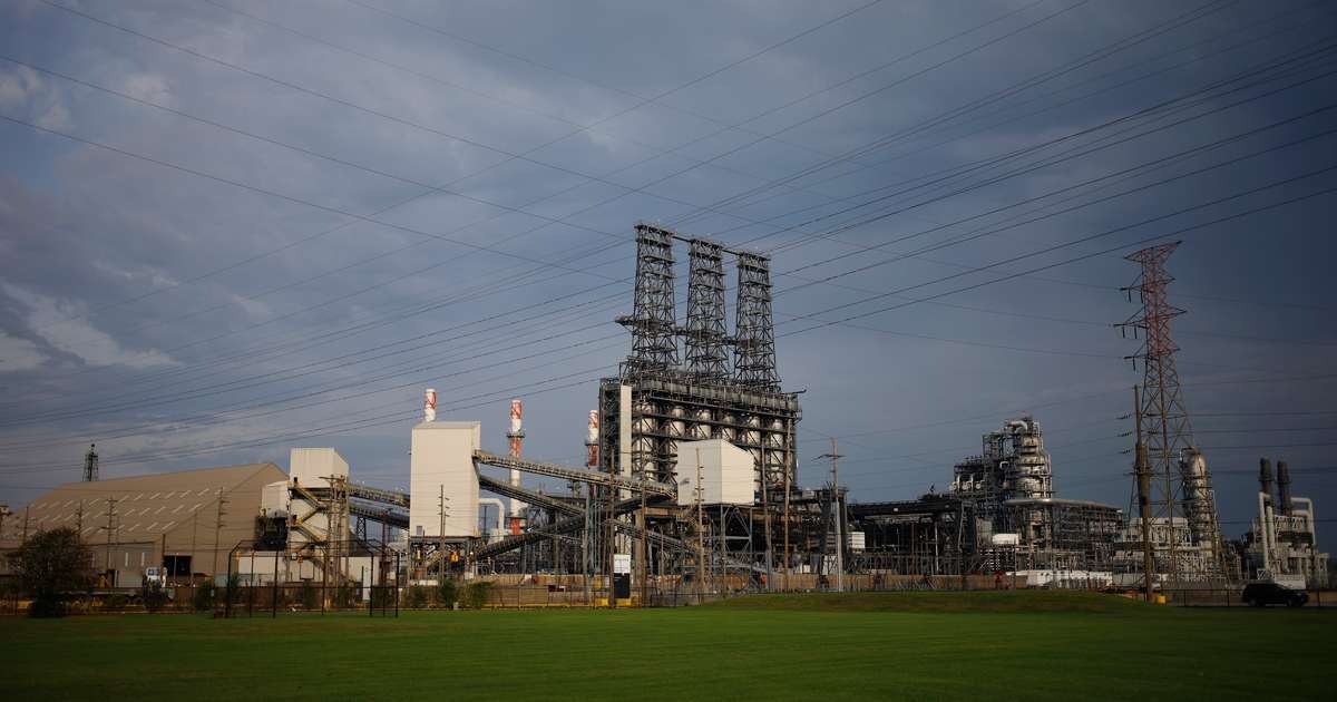 BP Refinery SechOWN FOLELS PRECIOS DEL Medio Oeste Surge