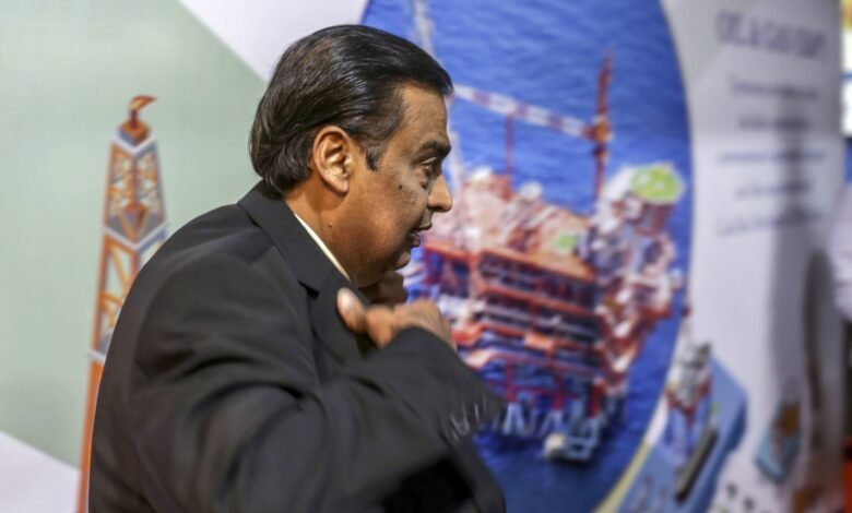El multimillonario Ambani aprovecha Google, Meta para construir la columna vertebral de IA de la India El multimillonario Ambani aprovecha Google, Meta para construir la columna vertebral de IA de la India