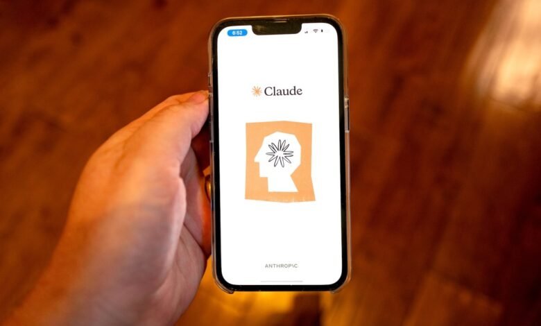 Anthrope apunta a Openai, ofrece a Claude a ‘las tres ramas del gobierno’ por $ 1 Anthrope apunta a Openai, ofrece a Claude a ‘las tres ramas del gobierno’ por $ 1