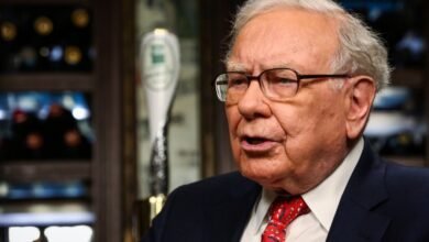 El principal Warren Buffett y el CEO dijo que el título de la universidad no es importante. Esto es algo que es muy valioso en el empleo.