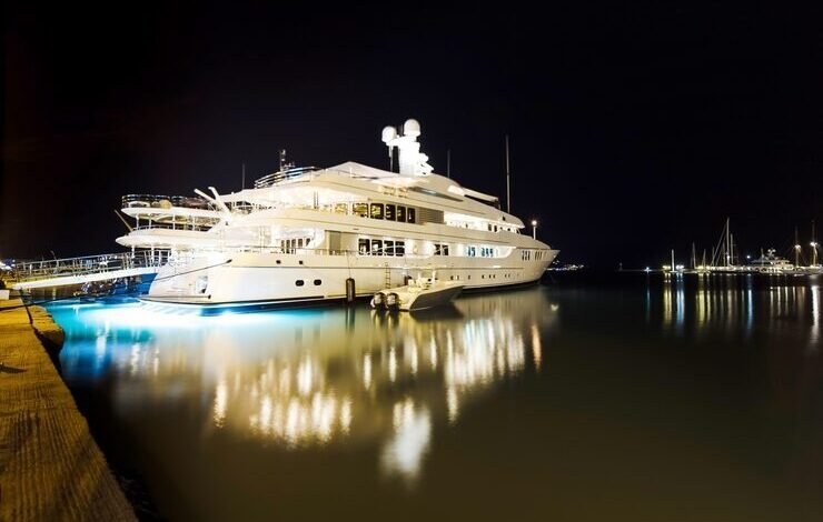 Cómo reservar el alquiler de yates perfecto Dubai para su próximo viaje
