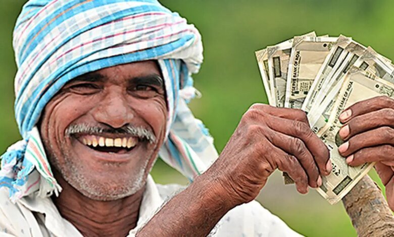 Tamil Nathu, el gobierno anunció los 17,000 préstamos de cultivos CR, 3.000 préstamos de ganado CR que fue castigado el mismo día. Tamil Nathu, el gobierno anunció los 17,000 préstamos de cultivos CR, 3.000 préstamos de ganado CR que fue castigado el mismo día.