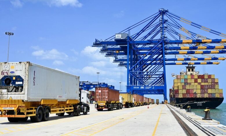 Adani Ports & SEZ Q1 La ganancia aumenta 6.54% a ₹ 3,310.60 millones de rupias Adani Ports & SEZ Q1 La ganancia aumenta 6.54% a ₹ 3,310.60 millones de rupias