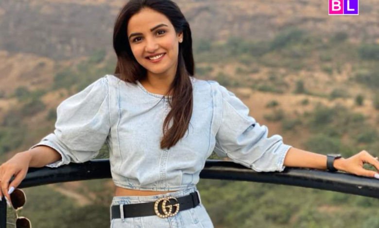 La actriz de televisión Jasmine Vasin experimenta sofás de casting en sus primeros días La actriz de televisión Jasmine Vasin experimenta sofás de casting en sus primeros días