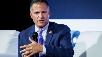 El Senado confirma el líder del TLC Marc Molinaro