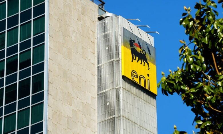 ENI vende 49.99% de acciones en CCUS Holding. ENI vende 49.99% de acciones en CCUS Holding.