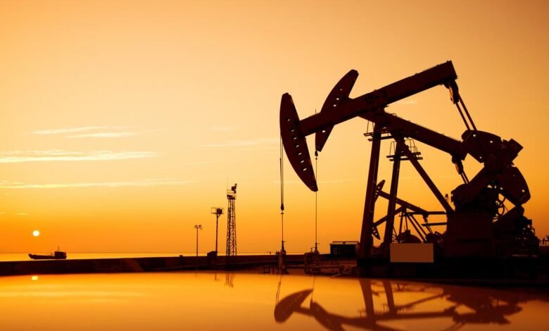 El petróleo ruso fluye a la India, incluso mientras Trump ha aumentado la presión.