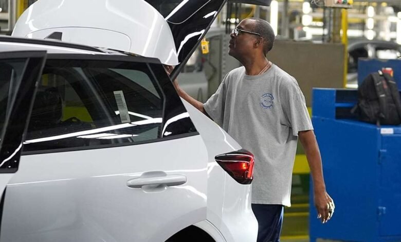 Los precios del productor surgen en julio a medida que los aranceles empujan los costos más altos