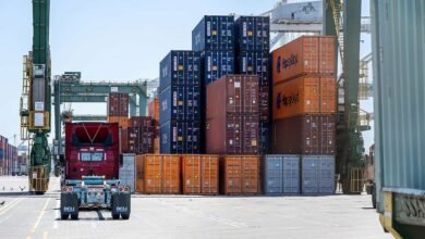 La brecha comercial se reduce a la más apretada desde 2023 en la caída en las importaciones