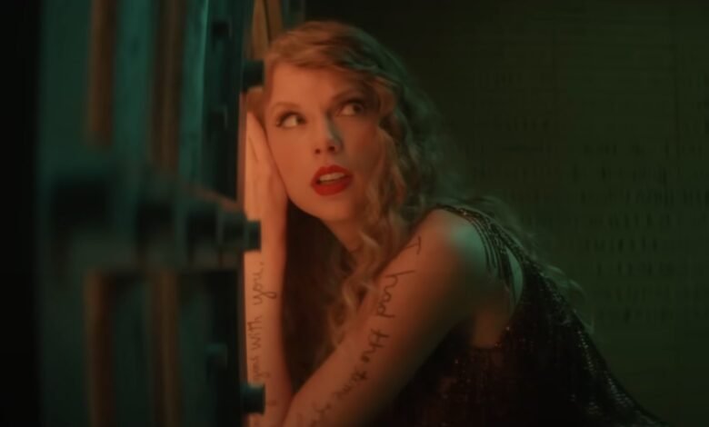 ¿Tienes que escuchar el álbum original o la versión de Taylor de Taylor Swift? Taylor Swift respondió a esta pregunta