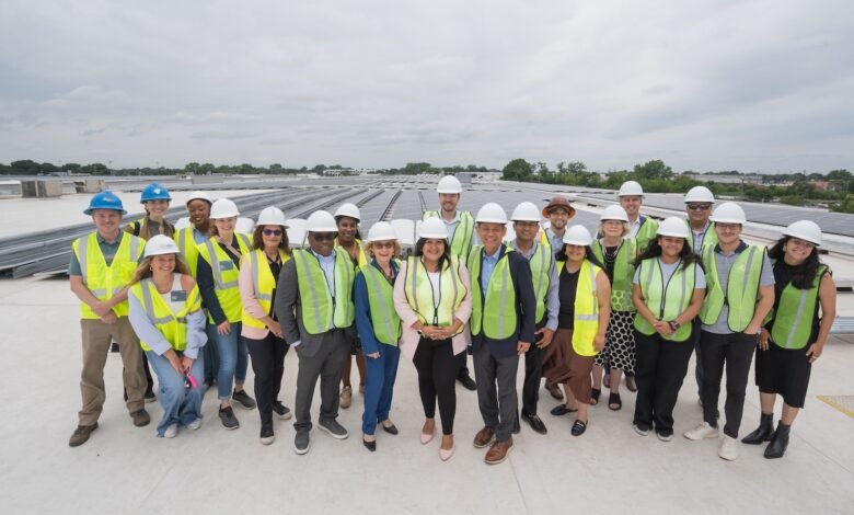 Prologis se lanzó a una gran cubierta de energía solar en Illinois.