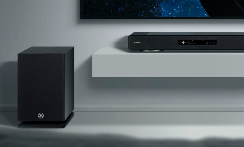 La nueva barra de sonido Dolby Atmos de Yamaha quiere hacer que el sonido 3D de Samsung se vea lamentable: esta configuración de altavoces es salvaje La nueva barra de sonido Dolby Atmos de Yamaha quiere hacer que el sonido 3D de Samsung se vea lamentable: esta configuración de altavoces es salvaje