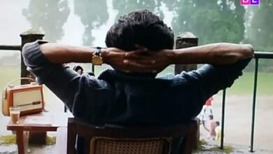 El actor estaba locamente enamorado de su madre, quería casarse con ella, fue a su casa para ofrecer, pero lo encontró …, su nombre …, se convirtió en el héroe …