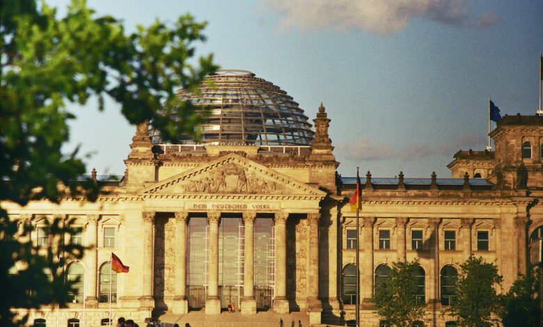 Las encuestas sísmicas para la exploración geotérmica comienzan en Berlín, Alemania Las encuestas sísmicas para la exploración geotérmica comienzan en Berlín, Alemania