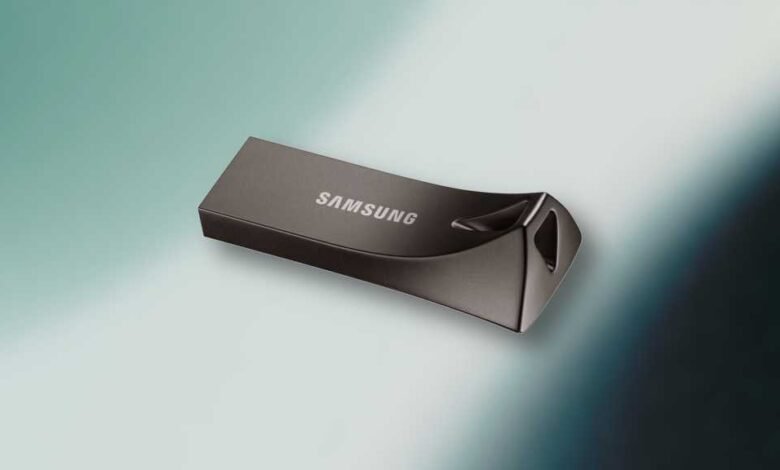 La unidad flash rápida y resistente de 128 GB de Samsung es un absurdamente barato $ 15 La unidad flash rápida y resistente de 128 GB de Samsung es un absurdamente barato $ 15