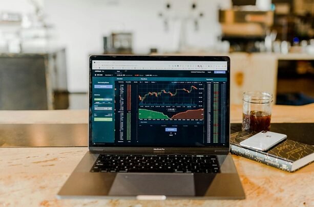 Perspectivas del mercado de índices sudafricanos para 2025 y lo que significa para los comerciantes diarios Perspectivas del mercado de índices sudafricanos para 2025 y lo que significa para los comerciantes diarios