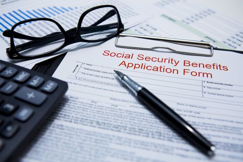 Los estadounidenses pierden sus esperanzas de seguridad social. Los estadounidenses pierden sus esperanzas de seguridad social.