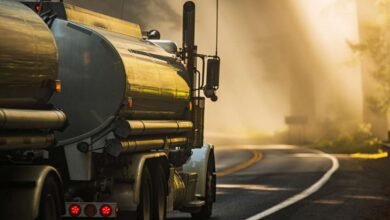 El aumento de los impuestos al combustible del motor en 10 estados, caiga en 3