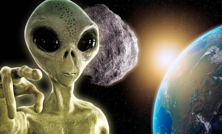 Por qué los científicos creen que una nave espacial alienígena podría precipitarse hacia la tierra Por qué los científicos creen que una nave espacial alienígena podría precipitarse hacia la tierra
