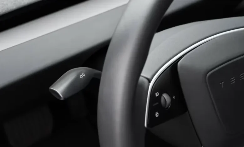 Tesla le permite comprar tallos de señal de giro (en China) Tesla le permite comprar tallos de señal de giro (en China)