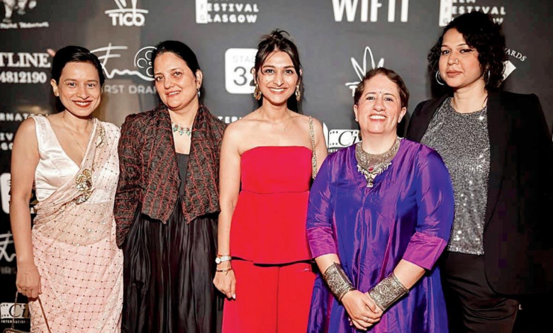 El cineasta Adur Gopalakrishnan criticó la iniciativa KSFDC; Aquí El cineasta Adur Gopalakrishnan criticó la iniciativa KSFDC; Aquí