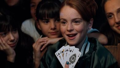 5 Lindsay Lohan muestra un símbolo (y una vez más queremos olvidar)
