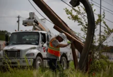 Recorte de reguladores de Texas, aprobar un plan de resiliencia del sistema CenterPoint de $ 2.7B