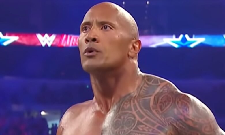 La roca fue a la camisa sin camisa para el baile polinesio (y explicó que ‘los rituales de hombres de Samwan para cerrar sus camisas’)))) La roca fue a la camisa sin camisa para el baile polinesio (y explicó que ‘los rituales de hombres de Samwan para cerrar sus camisas’))))