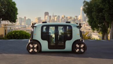 Los reguladores federales le dan a Zoox una exención para su robotaxis personalizada