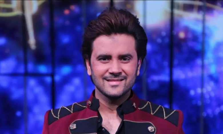 Javed Ali respondió a Fuis, diciendo que no estaba actuando con ningún artista paquistaní Javed Ali respondió a Fuis, diciendo que no estaba actuando con ningún artista paquistaní