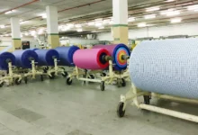 El Ministerio de Textil para conocer a los jugadores en la industria líder la próxima semana, dijo la fuente.