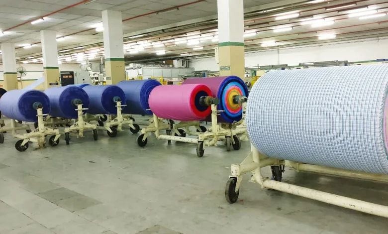 El Ministerio de Textil para conocer a los jugadores en la industria líder la próxima semana, dijo la fuente. El Ministerio de Textil para conocer a los jugadores en la industria líder la próxima semana, dijo la fuente.