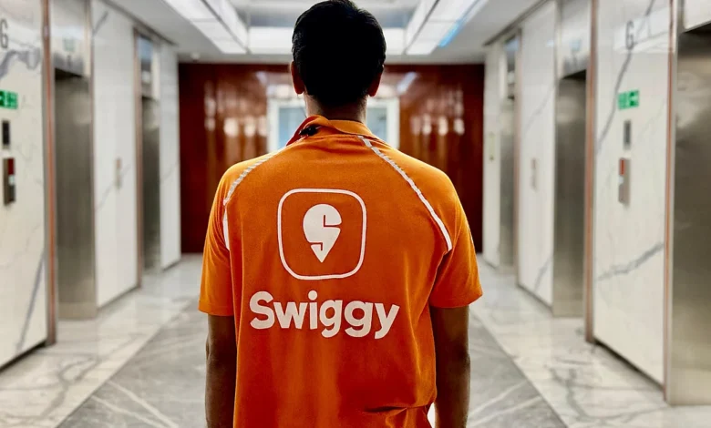 17% Hikes Tarifa de plataforma Swiggy Hikes a Rs 14 en la bolsa seleccionada 17% Hikes Tarifa de plataforma Swiggy Hikes a Rs 14 en la bolsa seleccionada