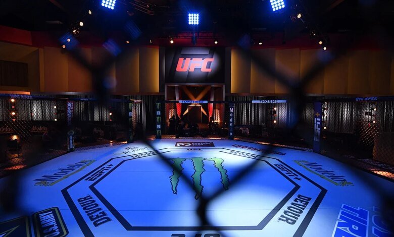Paramount compró los derechos de UFC por $ 7.7 mil millones para aumentar la transmisión. Paramount compró los derechos de UFC por $ 7.7 mil millones para aumentar la transmisión.
