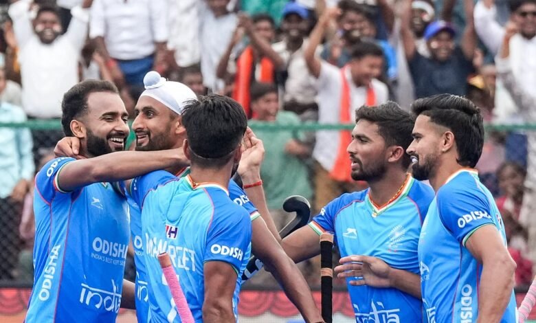 India venció a Japón 3-2 por la segunda victoria. India venció a Japón 3-2 por la segunda victoria.