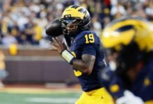 Las primeras estadísticas de Bryce Underwood: los $ 10 millones de Michigan de un hombre en comparación con otros # 1 de su primera vez en su primera vez.