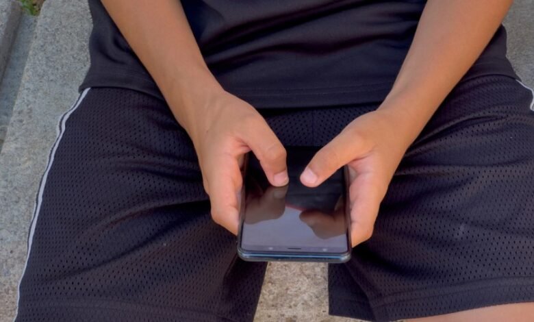 5 cosas que debe saber sobre las prohibiciones de teléfonos celulares en las escuelas 5 cosas que debe saber sobre las prohibiciones de teléfonos celulares en las escuelas