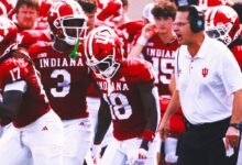 QB Fernando Mendoza lidera a Indiana por Old Dominion en el primer partido de la temporada